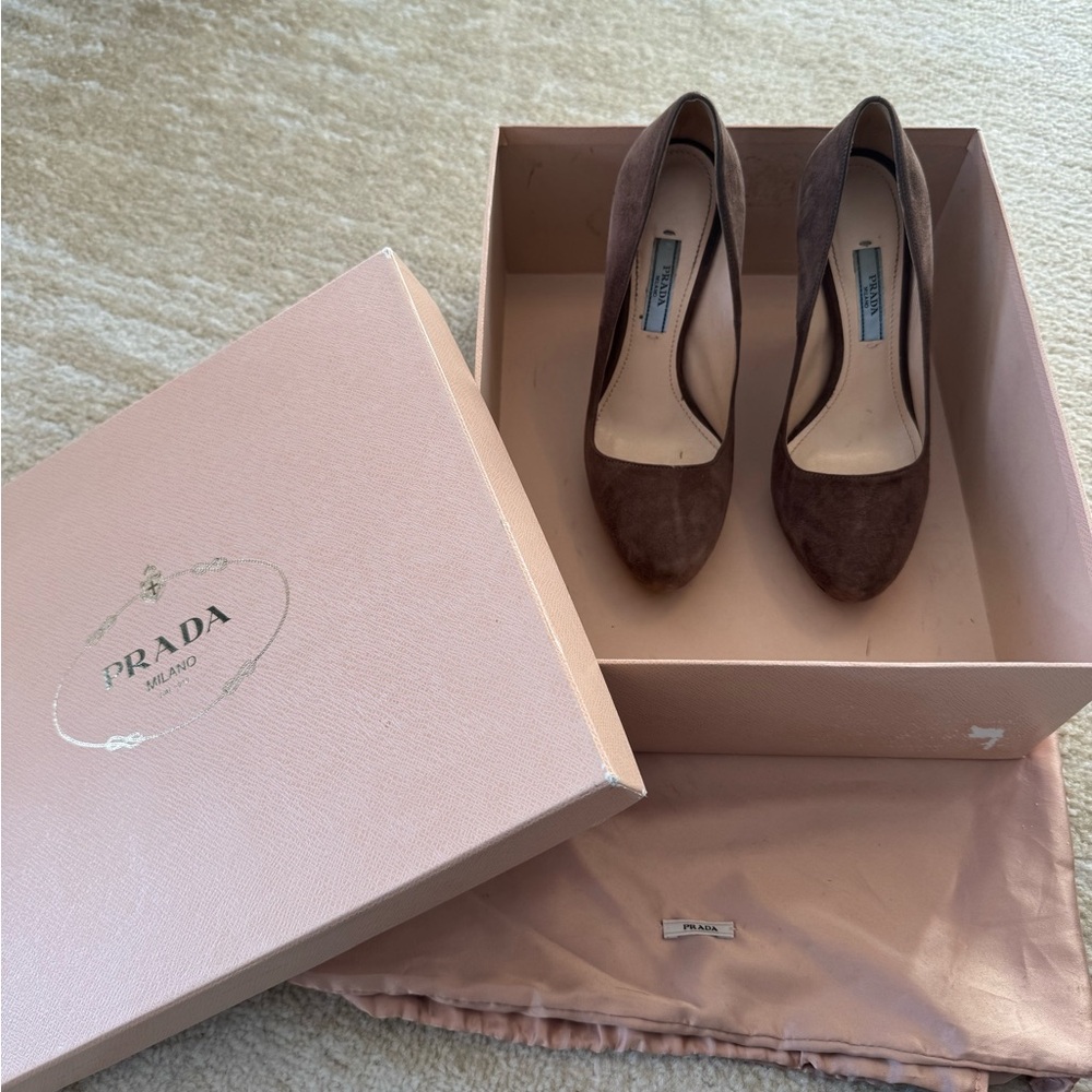 Prada Taupe Suede Platform Pumps Sz 36.5